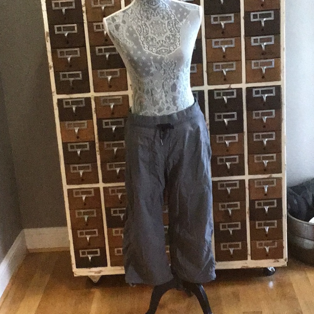 Lululemon crop